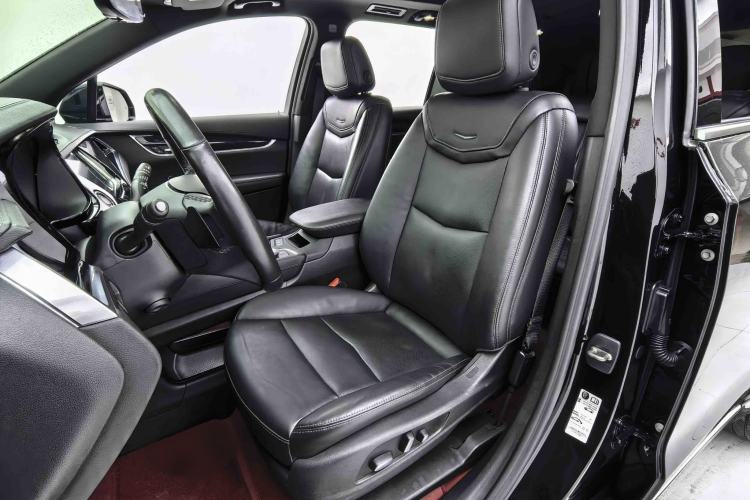 Used Cadillac XT6 2021 2.0T 7-Seater Four-Wheel Drive Luxury Version Left Front Seat