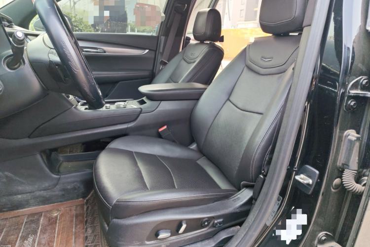 Used Cadillac XT6 2021 28T 7-Seater Four-Wheel Drive Luxury Version Left Front Seat