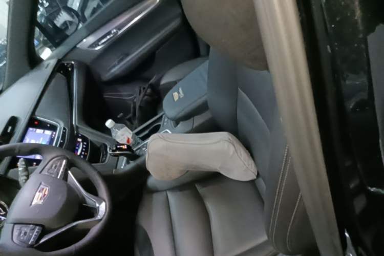 Used Cadillac XT6 2021 2.0T Seven-Seater Four-Wheel Drive Luxury Version Left Front Seat