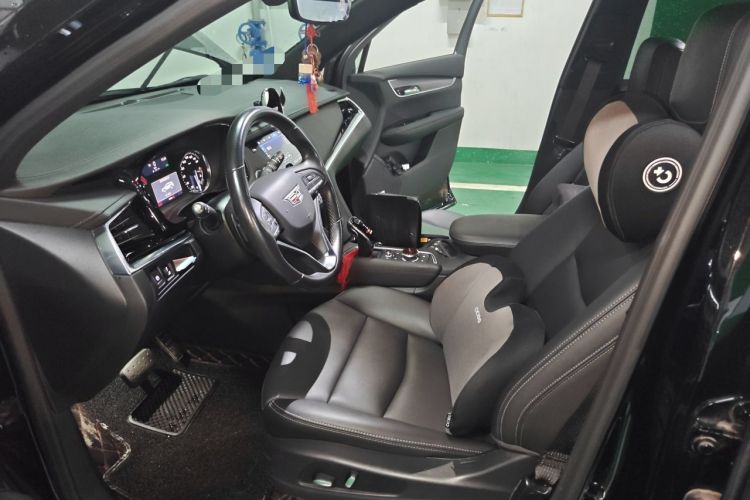 Used Cadillac XT6 2021 28T Six-Seater Fashion Edition Left Front Seat