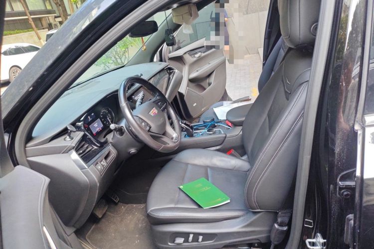 Used Cadillac XT6 2021 2.0T Six-Seater Four-Wheel-Drive Luxury Version Left Front Seat