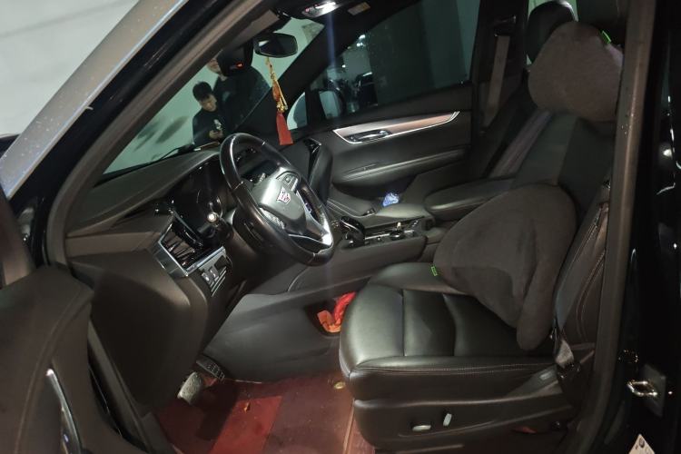 Used Cadillac XT6 2021 2.0T Six-Seater Four-Wheel-Drive Luxury Version Left Front Seat