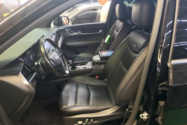 Used Cadillac XT6 2021 28T Six-Seater Luxury Version Left Front Seat