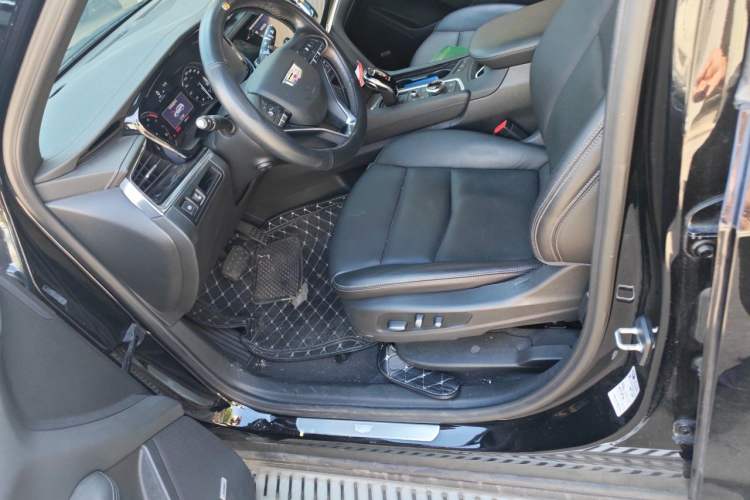 Used Cadillac XT6 2021 28T Seven-Seater Luxury Version Left Front Seat