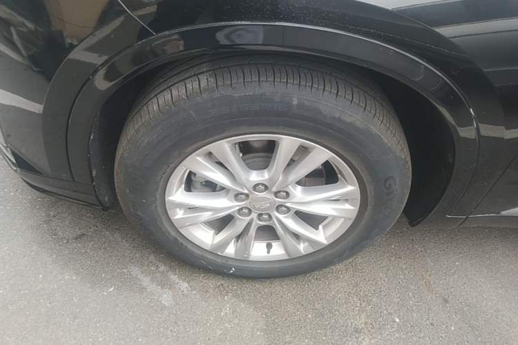 Used Cadillac XT6 2021 28T Six-Seater Fashion Edition Left Front Wheel Hub