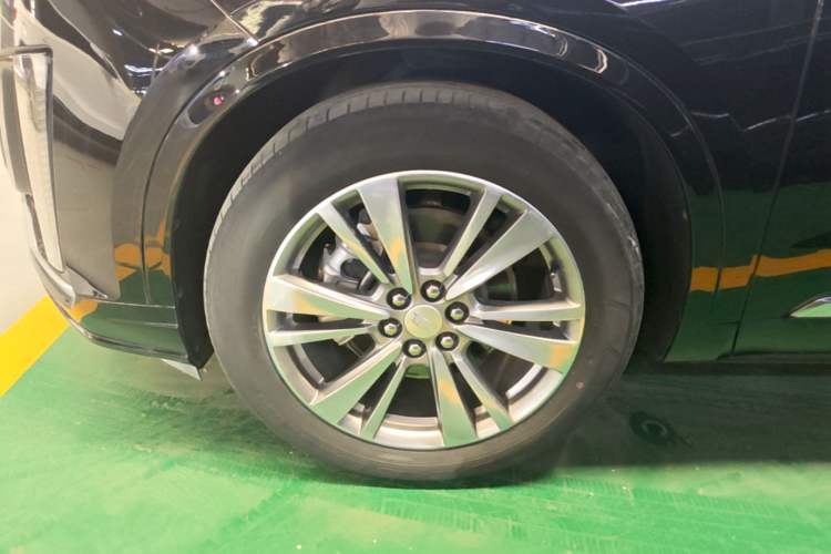 Used Cadillac XT6 2021 28T Six-Seater Luxury Version Left Front Wheel Hub