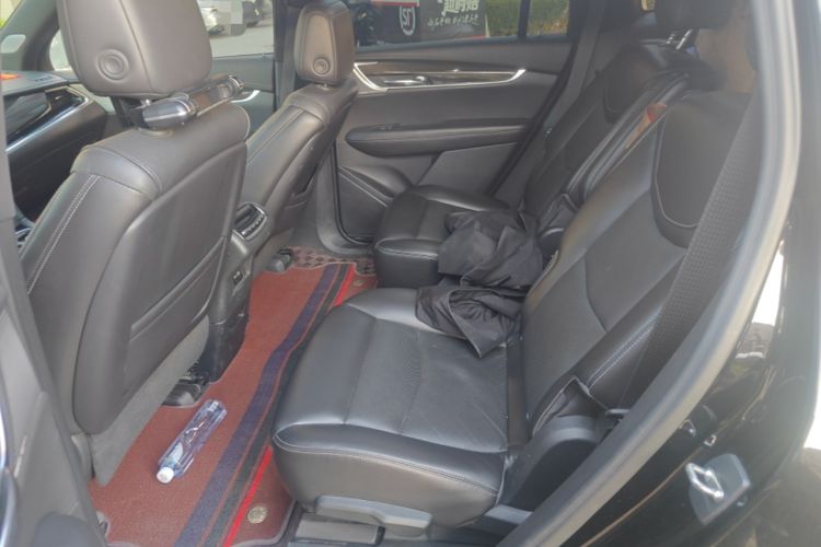 Used Cadillac XT6 2021 Revised Version 2.0T 6-Seater Four-Wheel Drive Premium Edition Left Rear Seat