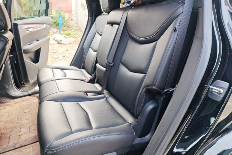 Used Cadillac XT6 2021 28T 7-Seater Four-Wheel Drive Luxury Version Left Rear Seat