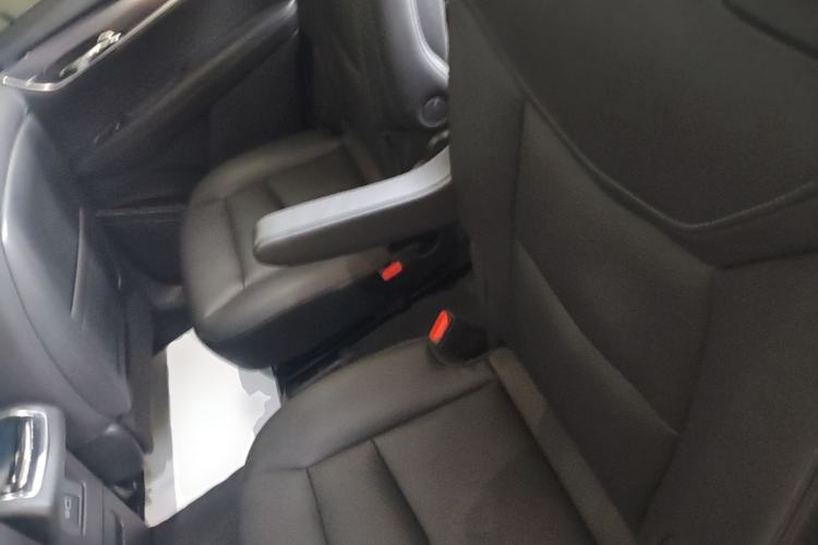 Used Cadillac XT6 2021 28T Six-Seater Fashion Edition Left Rear Seat