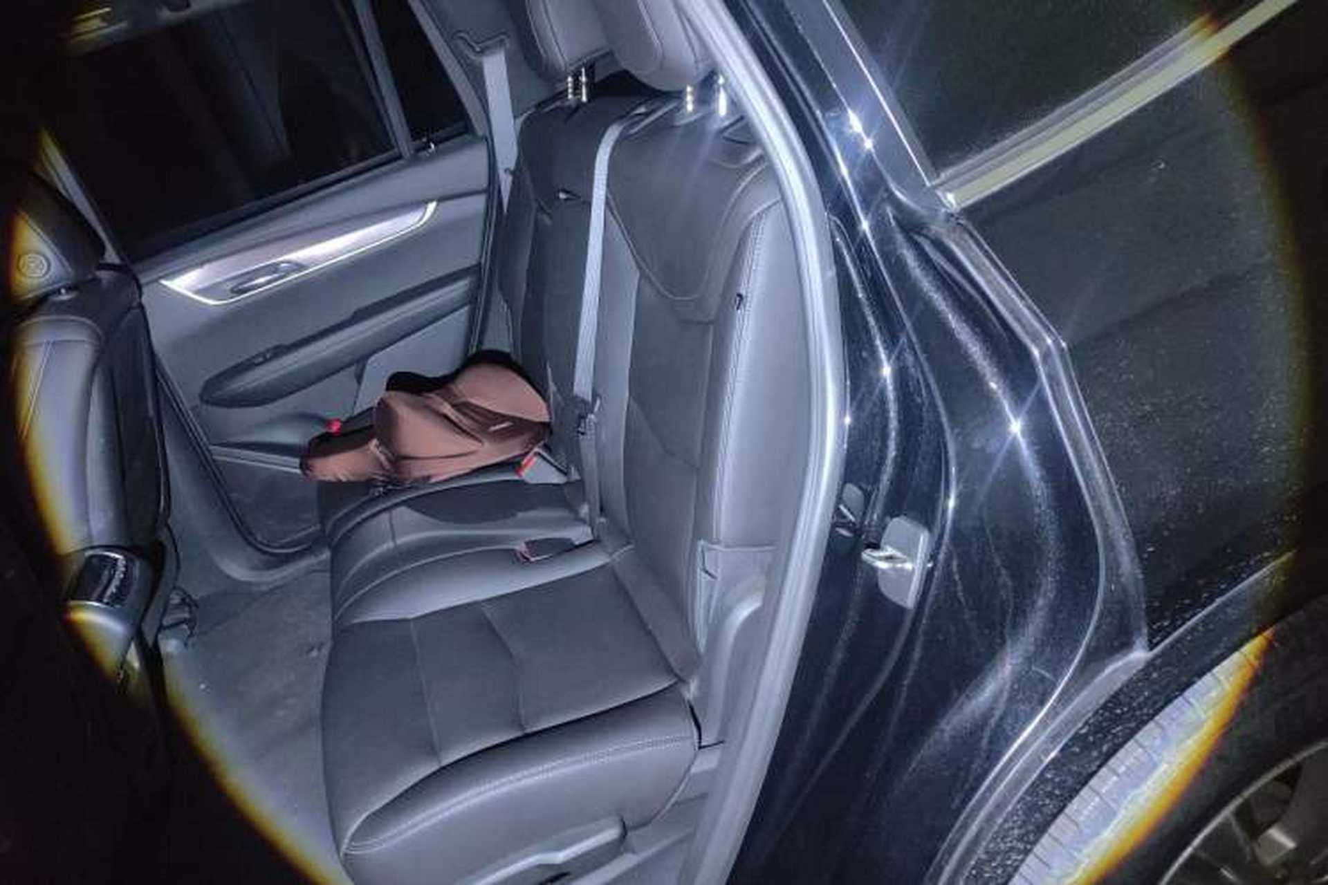 Used Cadillac XT6 2021 2.0T Seven-Seater Four-Wheel Drive Luxury Version Left Rear Seat