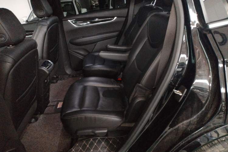 Used Cadillac XT6 2021 28T Six-Seater Luxury Version Left Rear Seat