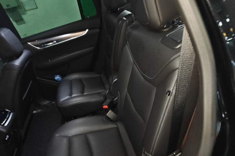 Used Cadillac XT6 2021 28T Six-Seater Fashion Edition Left Rear Seat