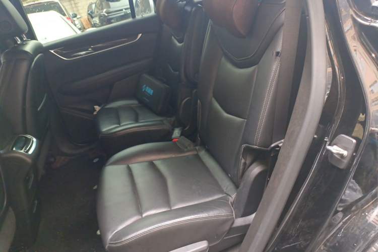 Used Cadillac XT6 2021 28T Six-Seater Luxury Sporty Enjoy-the-Comfort Safety Edition Left Rear Seat