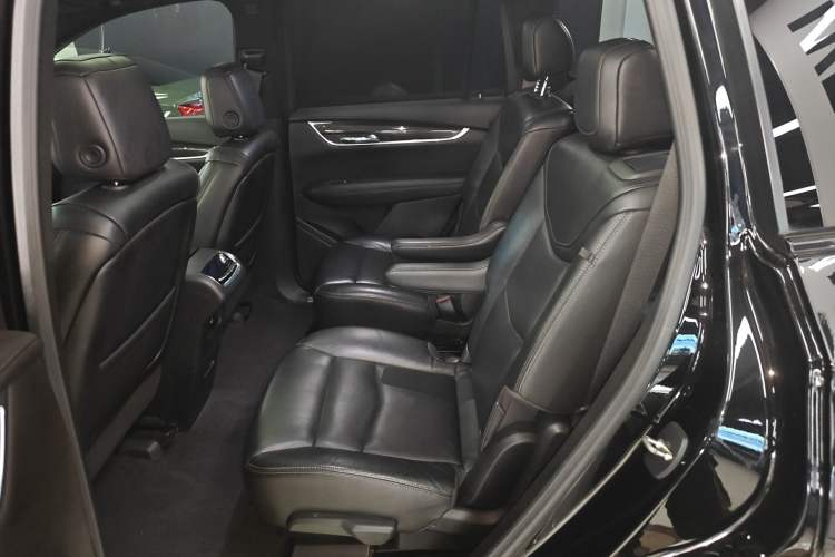 Used Cadillac XT6 2021 28T Six-Seater Luxury Sporty Enjoy-the-Comfort Safety Edition Left Rear Seat
