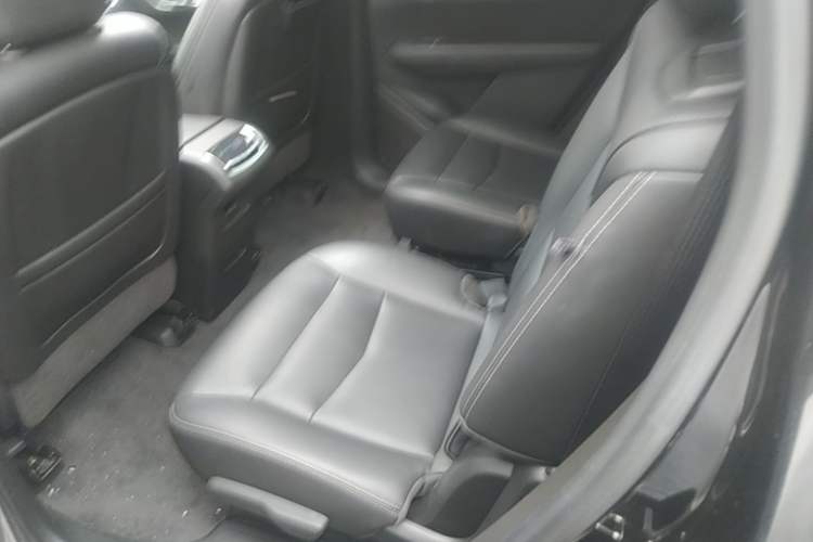 Used Cadillac XT6 2021 28T Six-Seater Fashion Edition Left Rear Seat