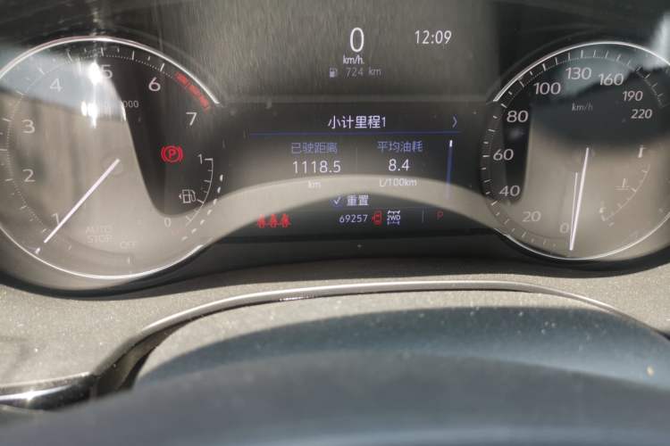 Used Cadillac XT6 2021 2.0T Seven-Seater Four-Wheel Drive Luxury Version Odometer Close Up