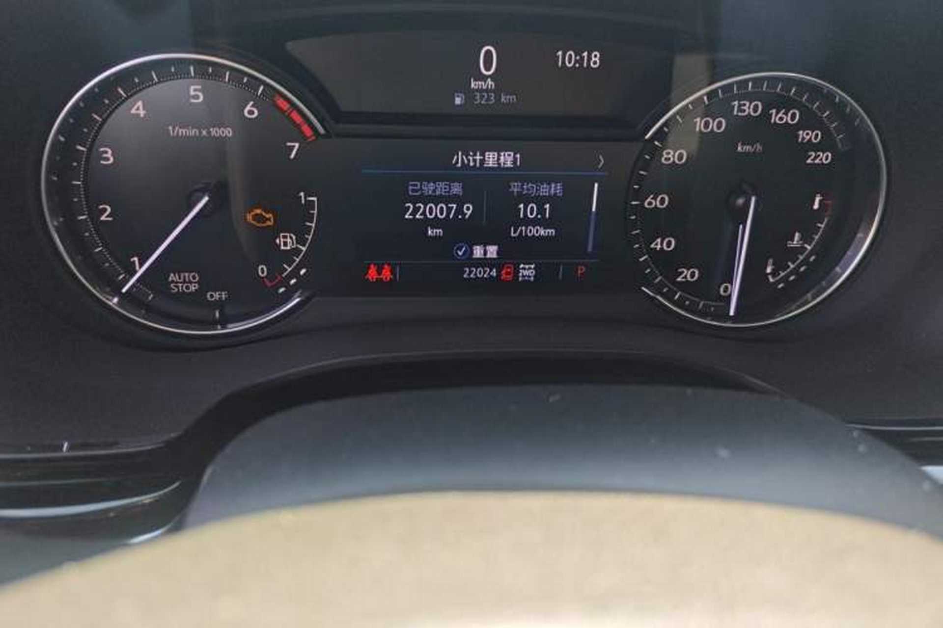Used Cadillac XT6 2021 28T Six-Seater Four-Wheel-Drive Luxury Version Odometer Close Up