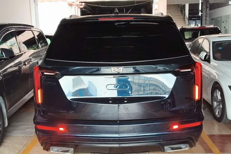Used Cadillac XT6 2021 28T Six-Seater Four-Wheel-Drive Luxury Version Rear