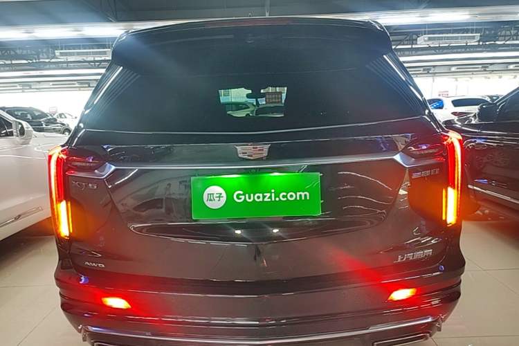 Used Cadillac XT6 2021 2.0T Six-Seater Four-Wheel-Drive Luxury Version Rear