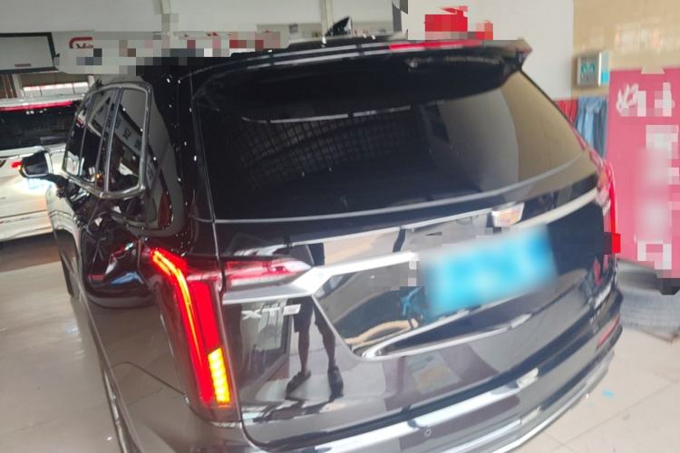 Used Cadillac XT6 2021 28T Six-Seater Fashion Edition Rear Left 45 Deg