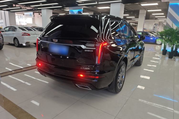 Used Cadillac XT6 2021 28T Six-Seater Luxury Sporty Enjoy-the-Comfort Safety Edition Rear Right 45 Deg