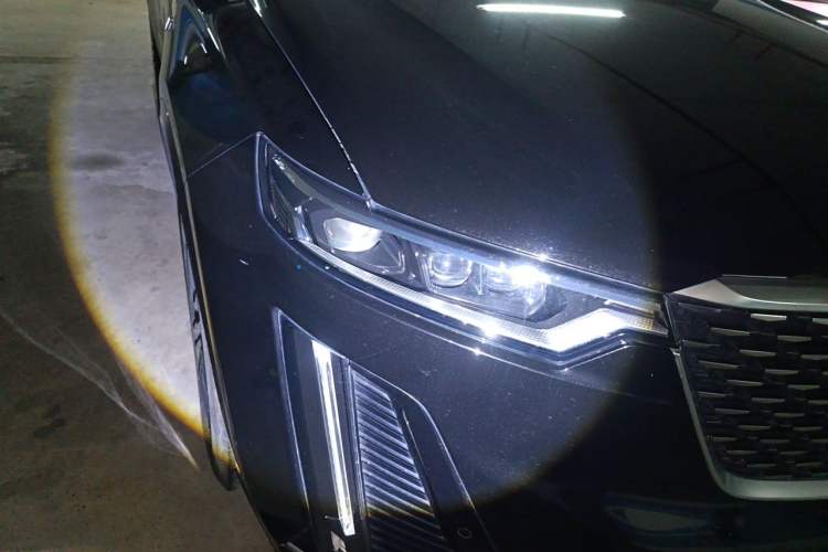 Used Cadillac XT6 2021 2.0T 7-Seater Four-Wheel Drive Luxury Version Right Front Headlight