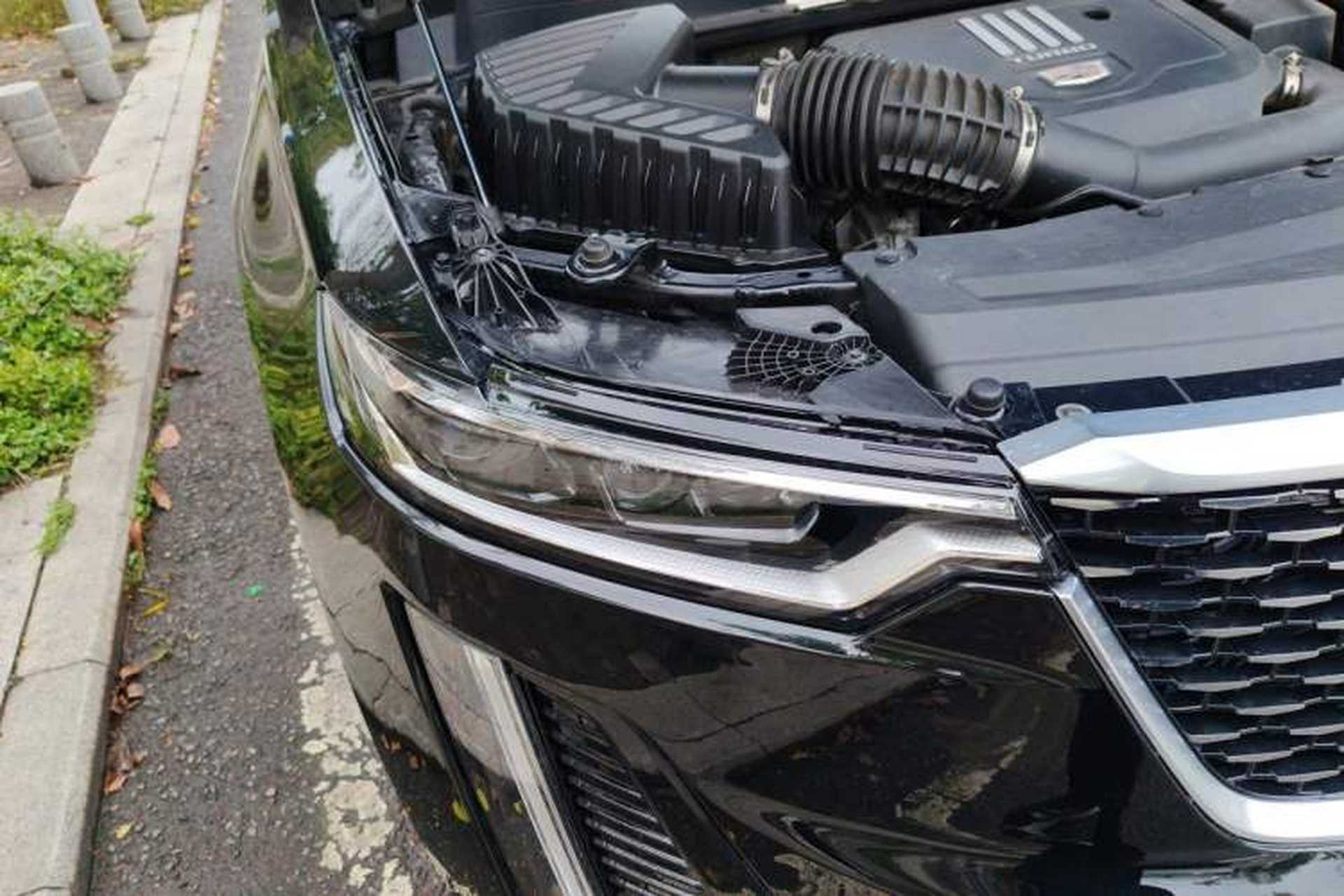 Used Cadillac XT6 2021 2.0T Six-Seater Four-Wheel-Drive Luxury Version Right Front Headlight