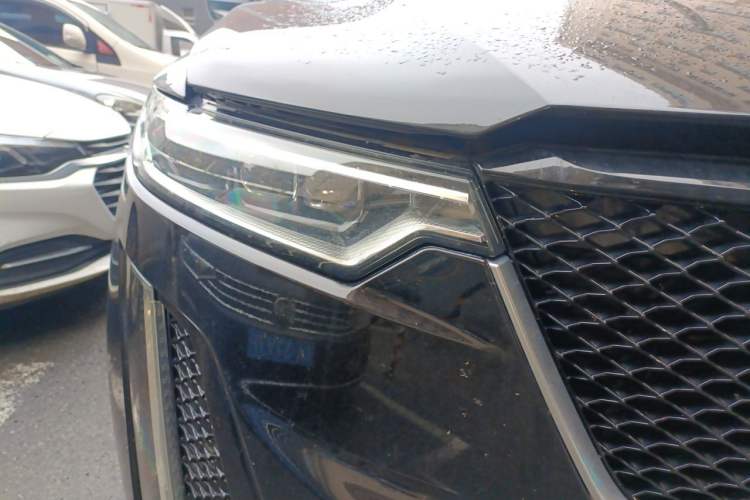 Used Cadillac XT6 2021 28T Six-Seater Luxury Sporty Enjoy-the-Comfort Safety Edition Right Front Headlight