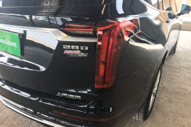 Used Cadillac XT6 2021 2.0T Seven-Seater Four-Wheel Drive Luxury Version Right Rear Taillight