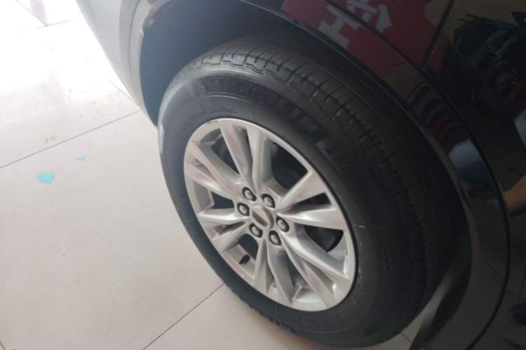 Used Cadillac XT6 2021 28T Six-Seater Fashion Edition Right Rear Wheel Hub
