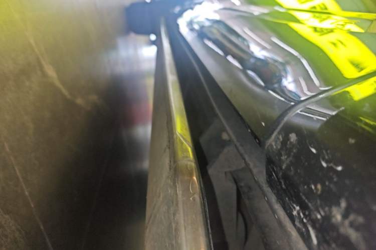 Used Cadillac XT6 2021 28T Six-Seater Fashion Edition Right Side Sill