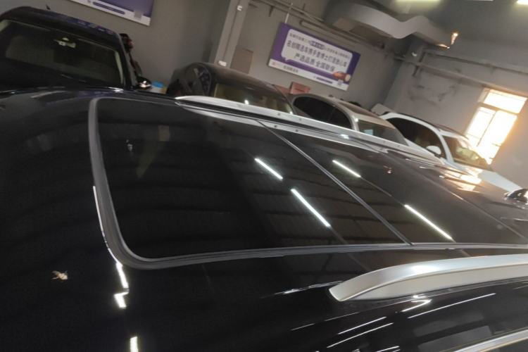 Used Cadillac XT6 2021 28T Six-Seater Luxury Version Roof