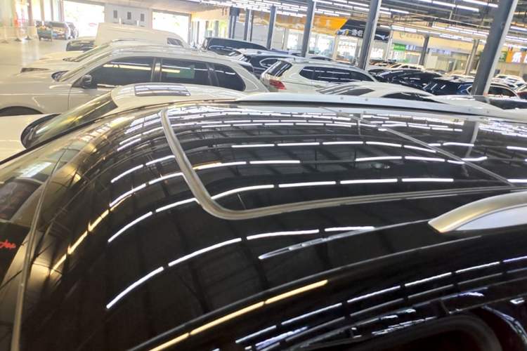 Used Cadillac XT6 2021 28T Six-Seater Luxury Version Roof