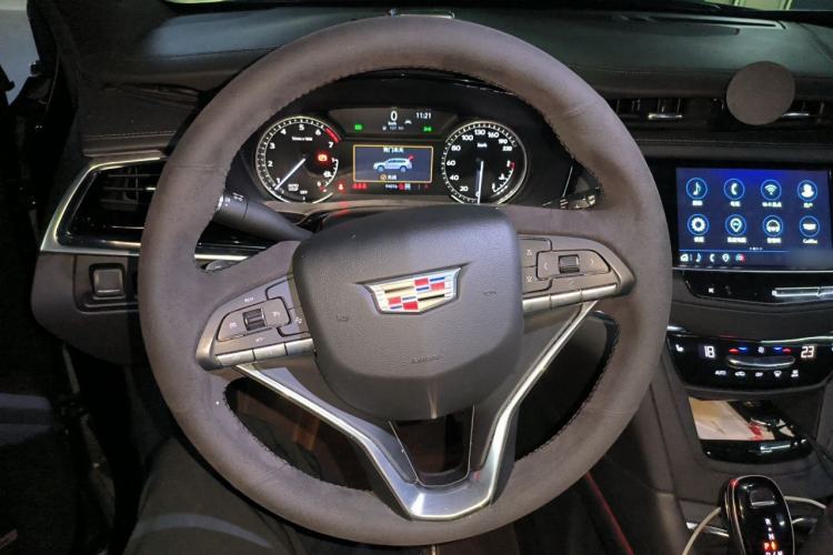 Used Cadillac XT6 2021 28T 7-Seater Four-Wheel Drive Luxury Version Steering Wheel