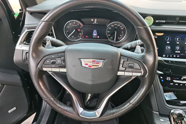 Used Cadillac XT6 2021 2.0T Six-Seater Four-Wheel-Drive Prestige Version Steering Wheel