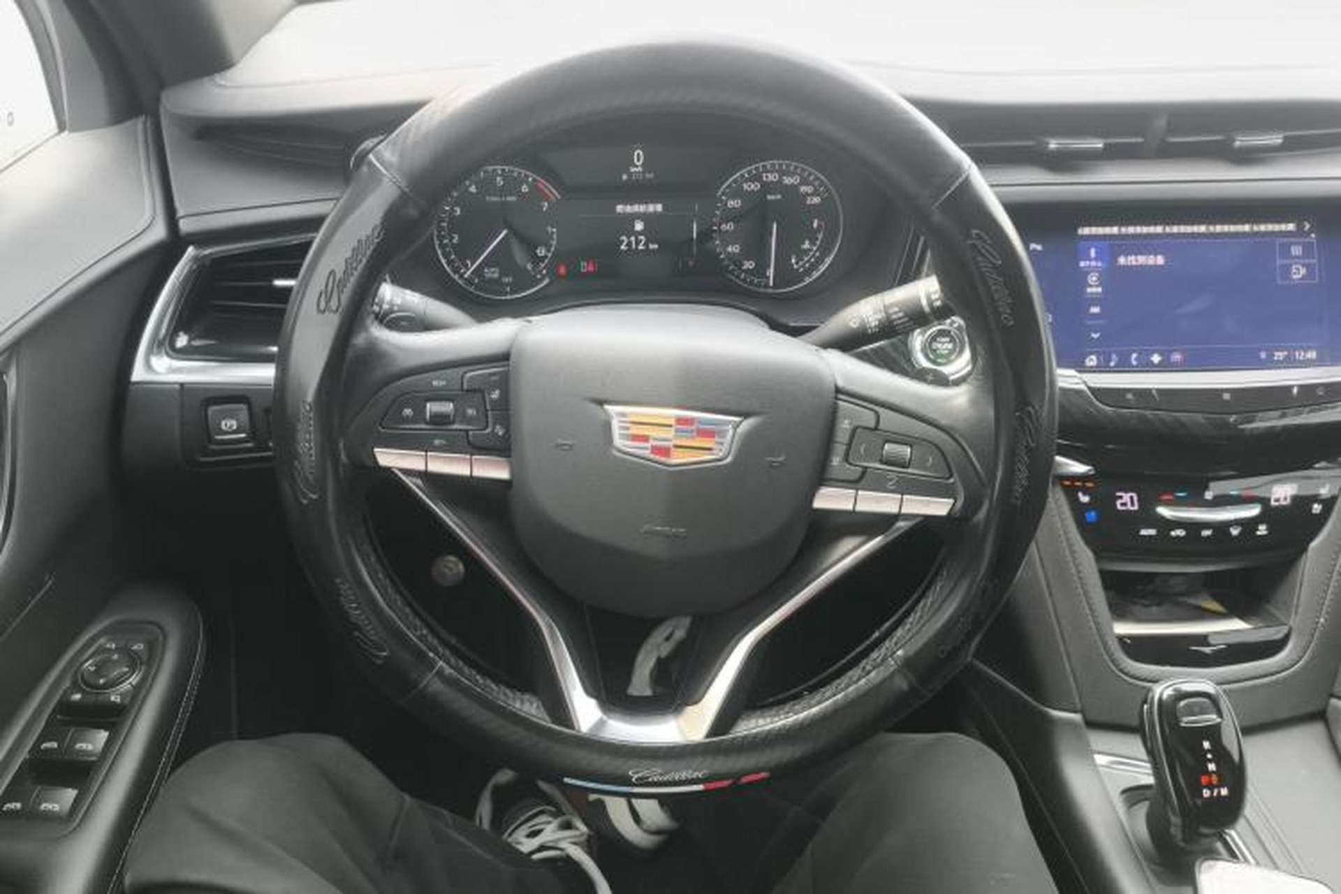 Used Cadillac XT6 2021 28T Six-Seater Four-Wheel-Drive Luxury Version Steering Wheel