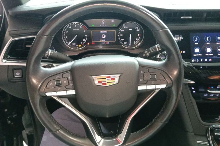 Used Cadillac XT6 2021 2.0T Six-Seater Four-Wheel-Drive Luxury Version Steering Wheel