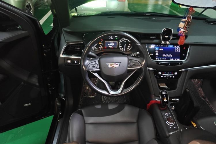 Used Cadillac XT6 2021 28T Six-Seater Fashion Edition Steering Wheel