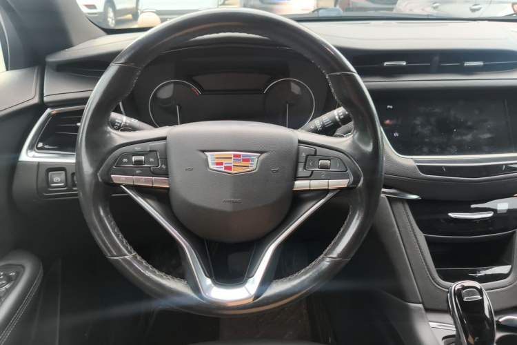 Used Cadillac XT6 2021 28T Six-Seater Four-Wheel-Drive Fashion Edition Steering Wheel