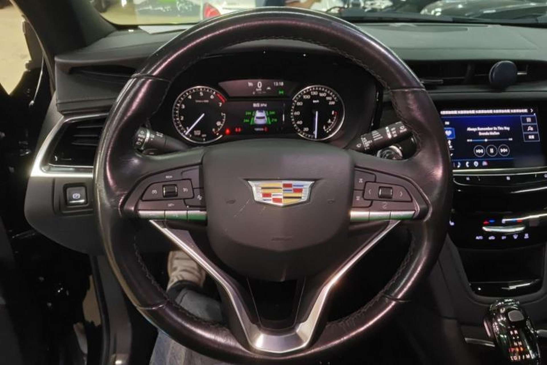 Used Cadillac XT6 2021 28T Six-Seater Luxury Version Steering Wheel