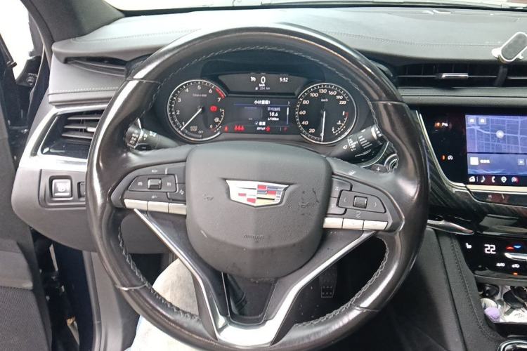 Used Cadillac XT6 2021 2.0T 7-Seater Two-Wheel-Drive Luxury Version Steering Wheel