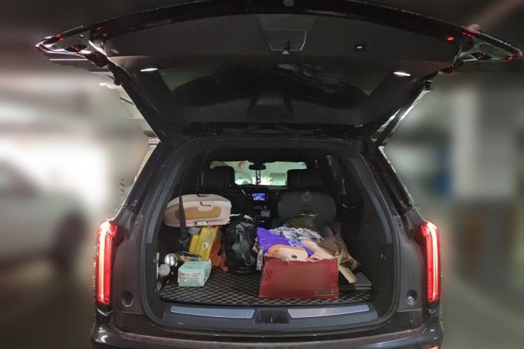 Used Cadillac XT6 2021 2.0T Six-Seater Four-Wheel-Drive Luxury Version Trunk