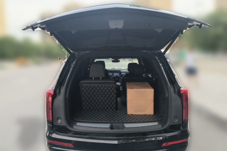 Used Cadillac XT6 2021 2.0T Six-Seater Four-Wheel-Drive Luxury Version Trunk