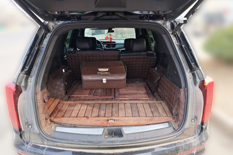 Used Cadillac XT6 2021 28T 7-Seater Four-Wheel Drive Luxury Version Trunk