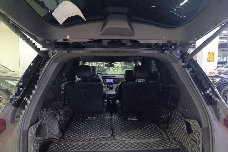 Used Cadillac XT6 2021 2.0T Six-Seater Four-Wheel-Drive Luxury Version Trunk
