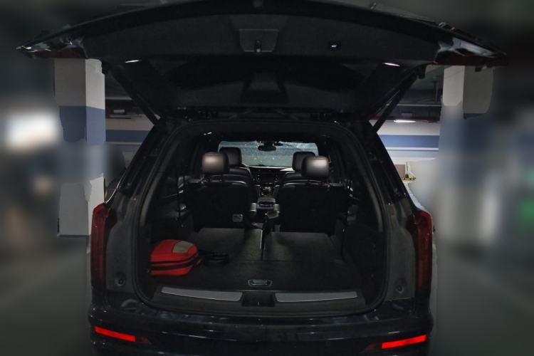 Used Cadillac XT6 2021 2.0T 6-Seater Two-Wheel Drive Luxury Version Trunk