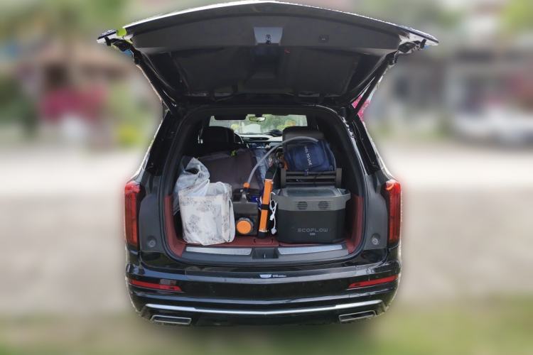 Used Cadillac XT6 2021 2.0T Six-Seater Four-Wheel-Drive Luxury Version Trunk