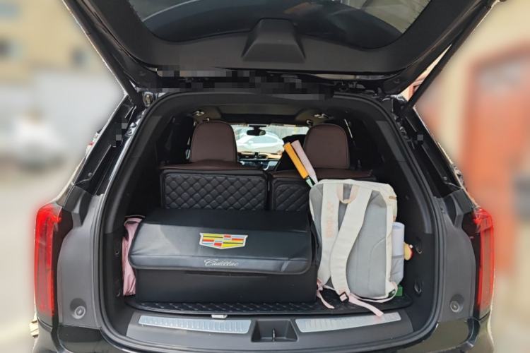 Used Cadillac XT6 2021 28T Six-Seater Four-Wheel-Drive Luxury Version Trunk