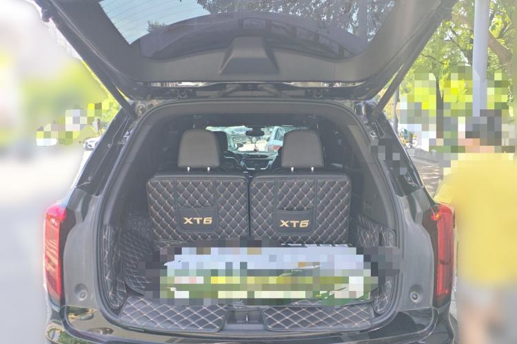 Used Cadillac XT6 2021 28T Six-Seater Four-Wheel-Drive Luxury Version Trunk