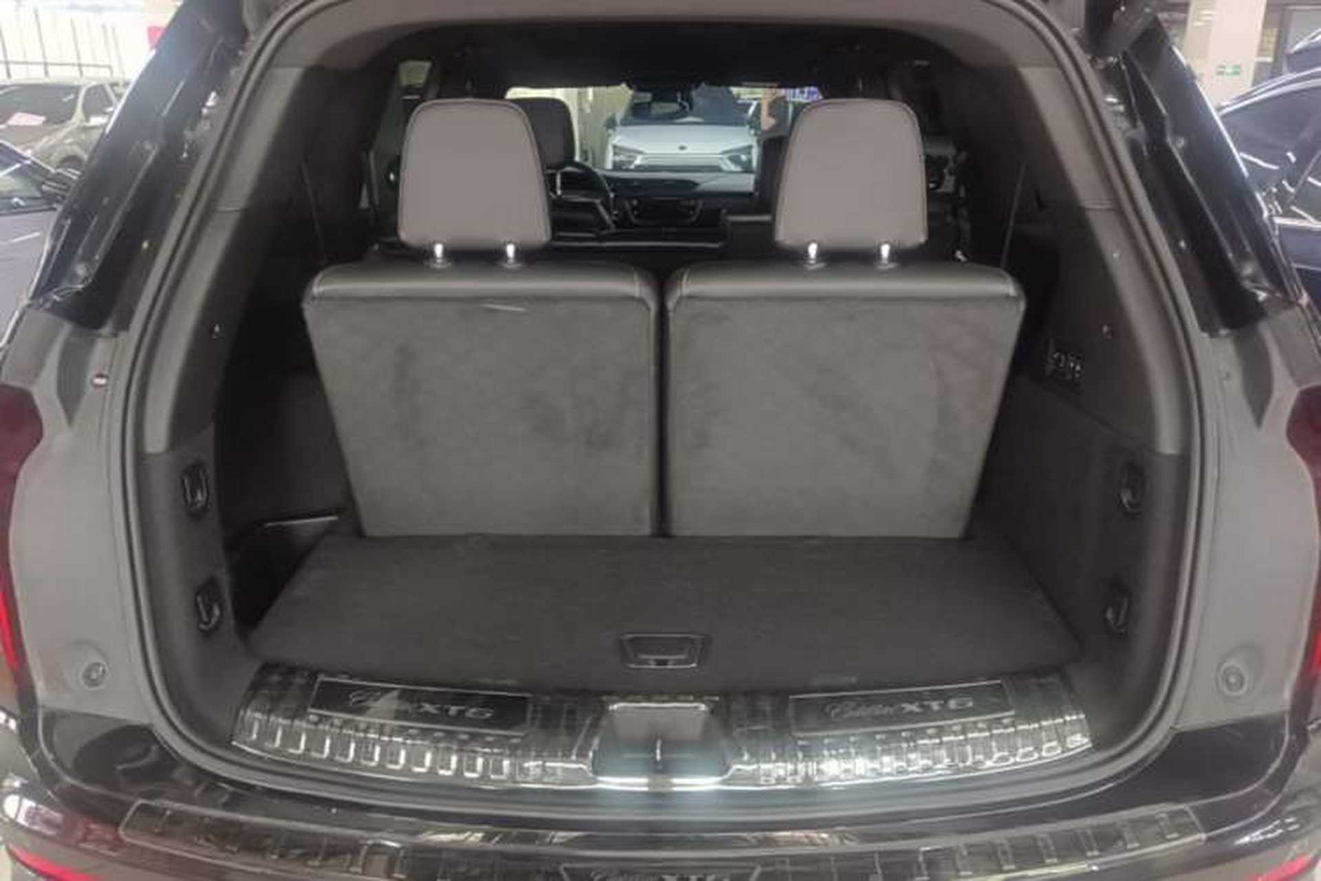 Used Cadillac XT6 2021 28T 7-Seater Four-Wheel Drive Luxury Version Trunk